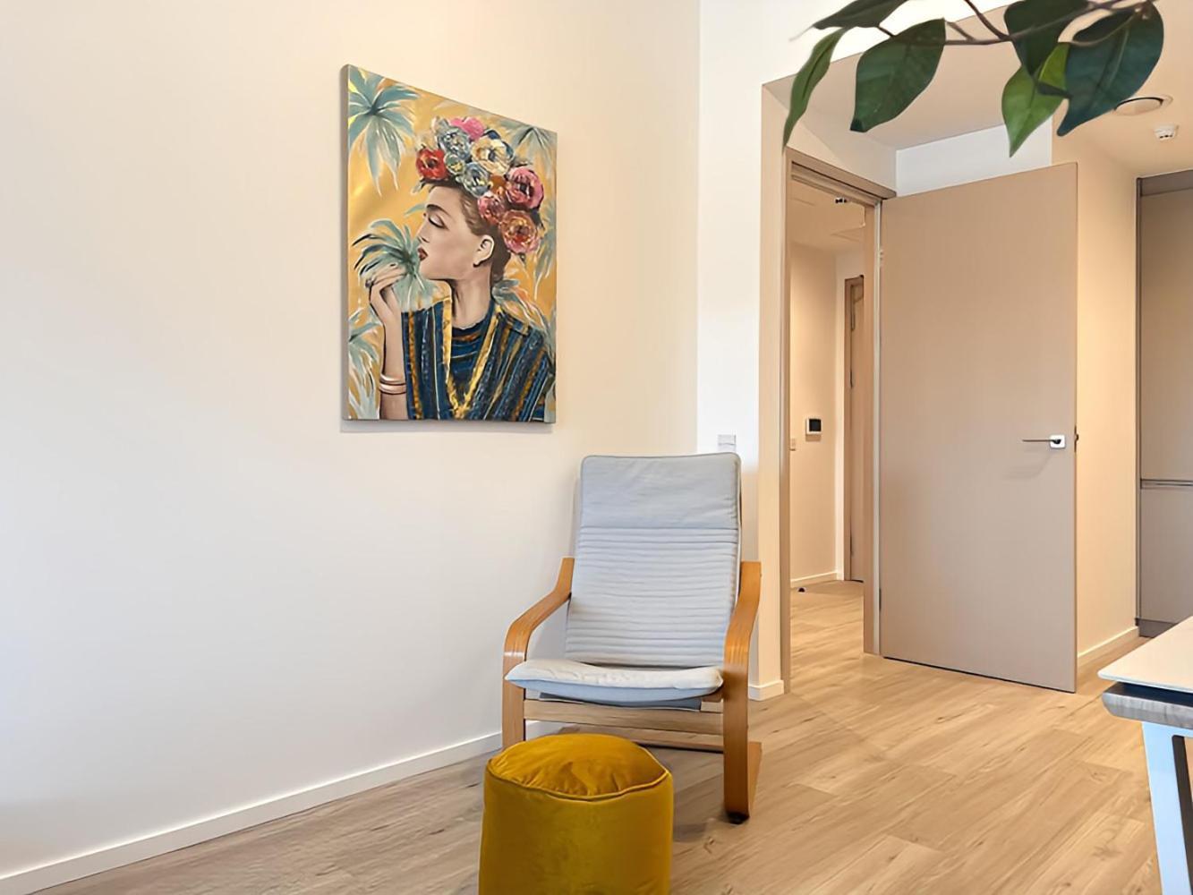 1Br Luxury Flat At Train Station - Long Stays Welcome - Just Ask Milton Keynes Exterior photo